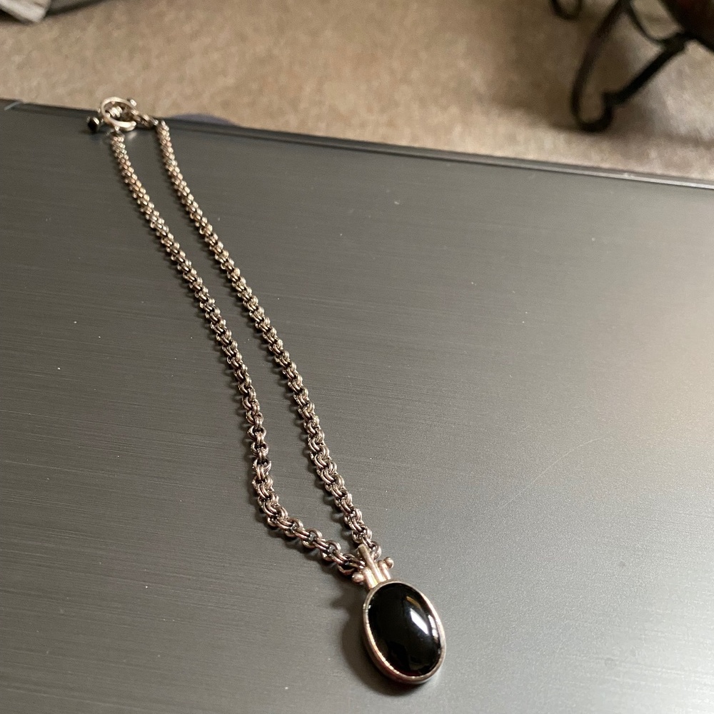 A necklace 18 inch